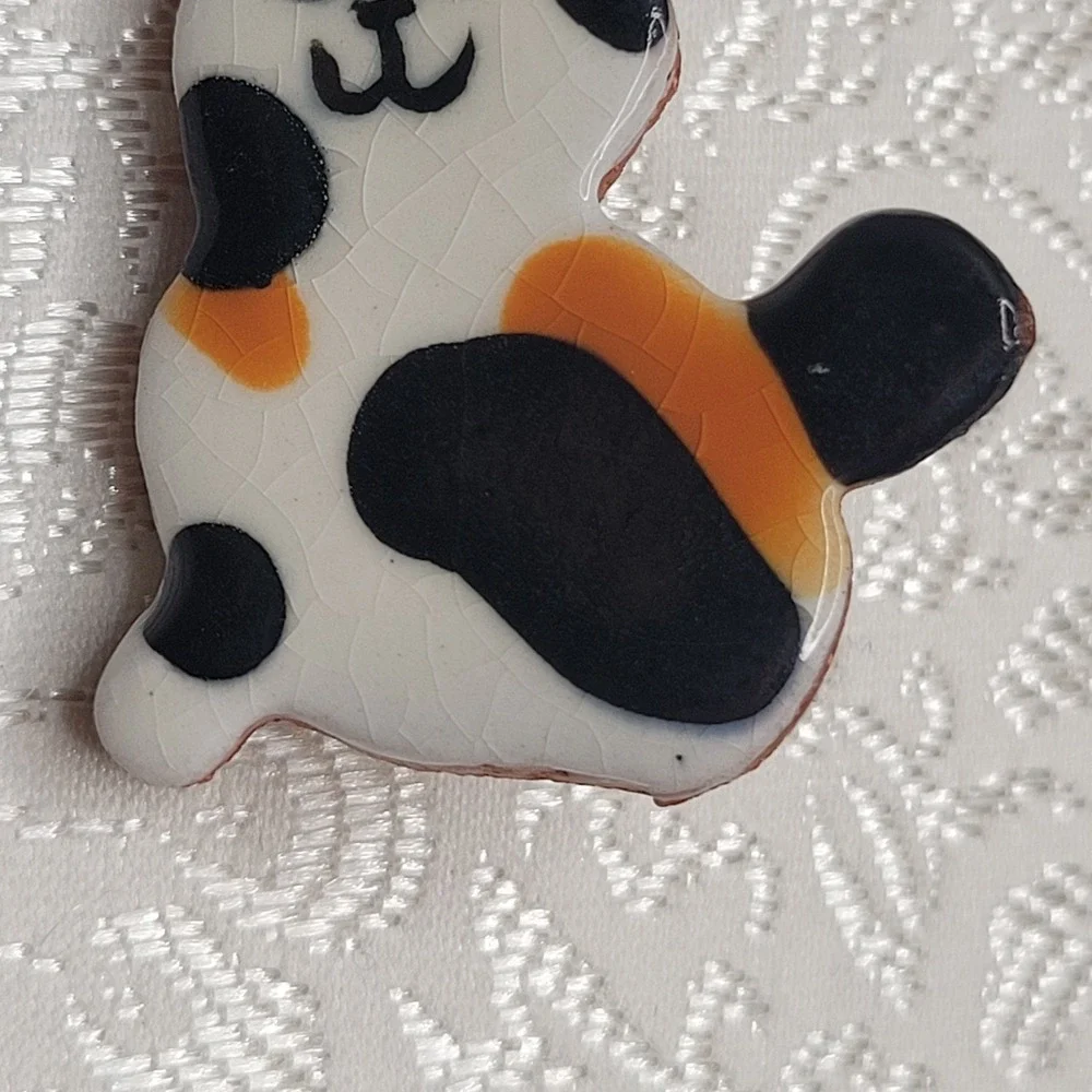 Vintage Hand Painted Calico Cat Brooch Pin Kitty Cute‎ Sweet